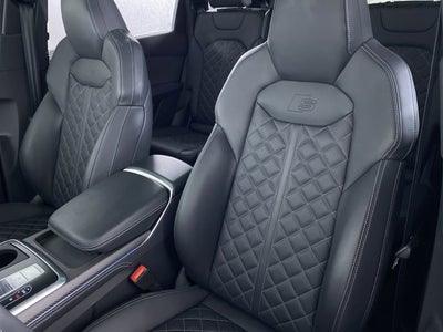 2025 Audi SQ7 Premium Plus TFSI quattro Tiptronic