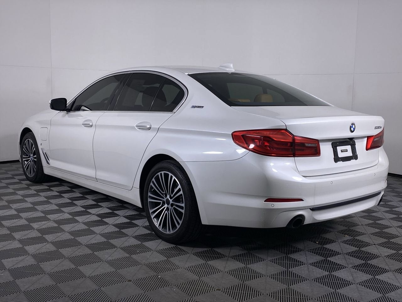 2018 BMW 530e xDrive iPerformance
