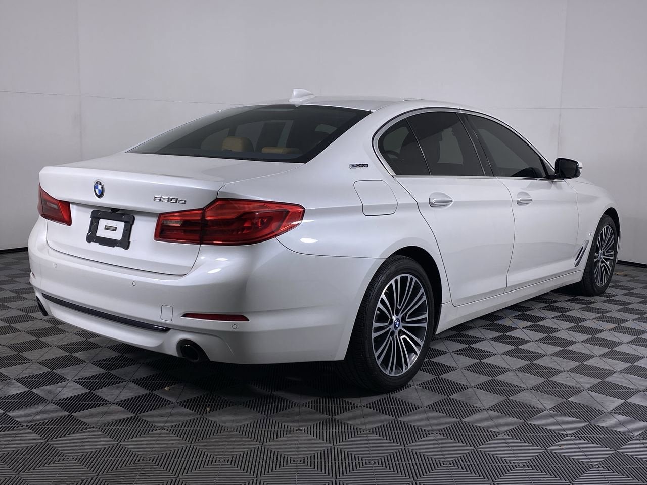 2018 BMW 530e xDrive iPerformance