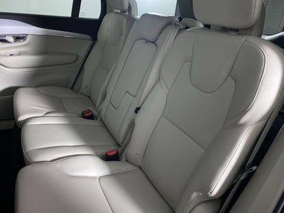 2018 Volvo XC90 T6 Momentum