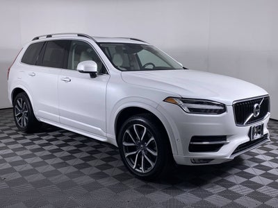 2018 Volvo XC90 T6 Momentum